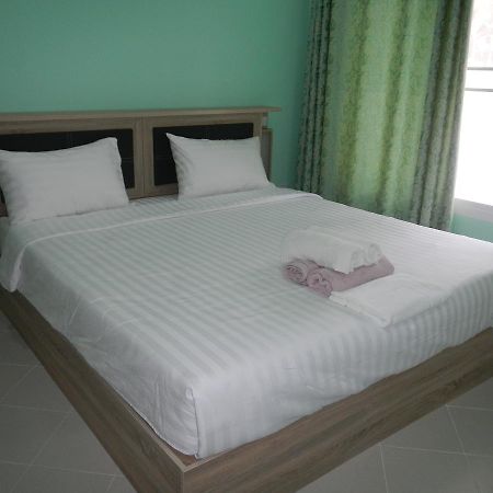 Pat'S Hideaway Bungalows Rayong Exterior foto