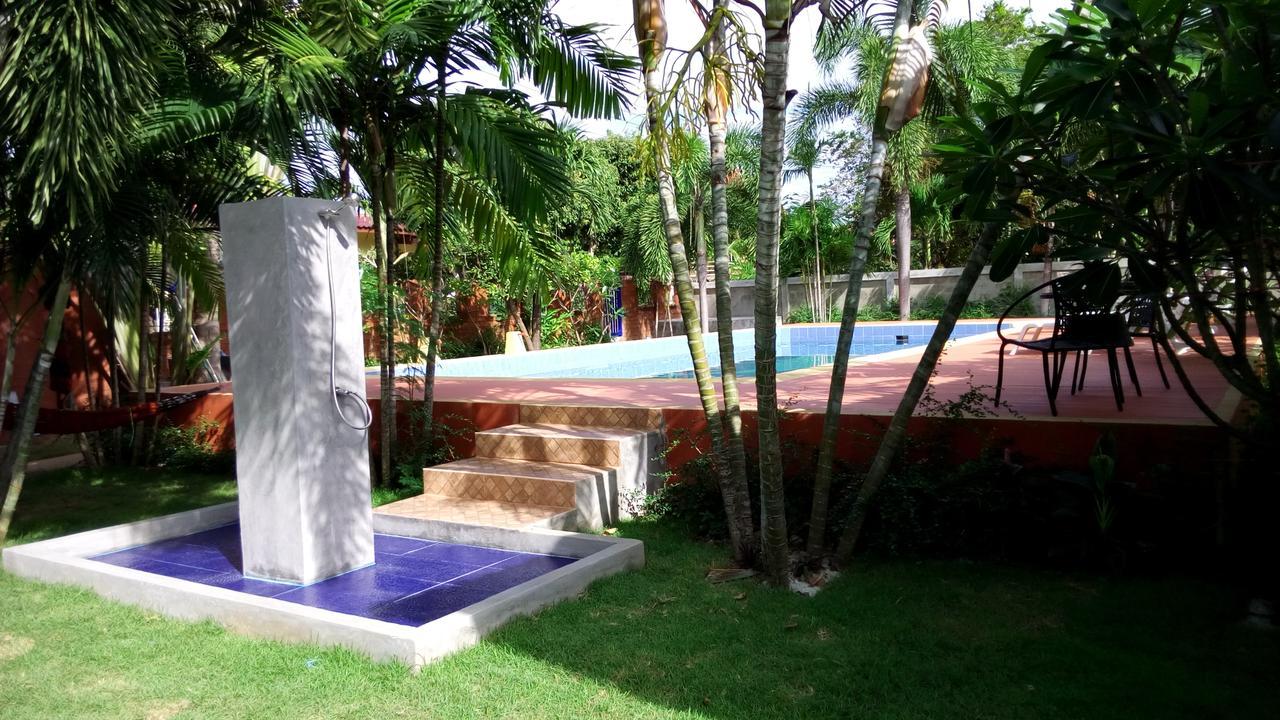 Pat'S Hideaway Bungalows Rayong Exterior foto