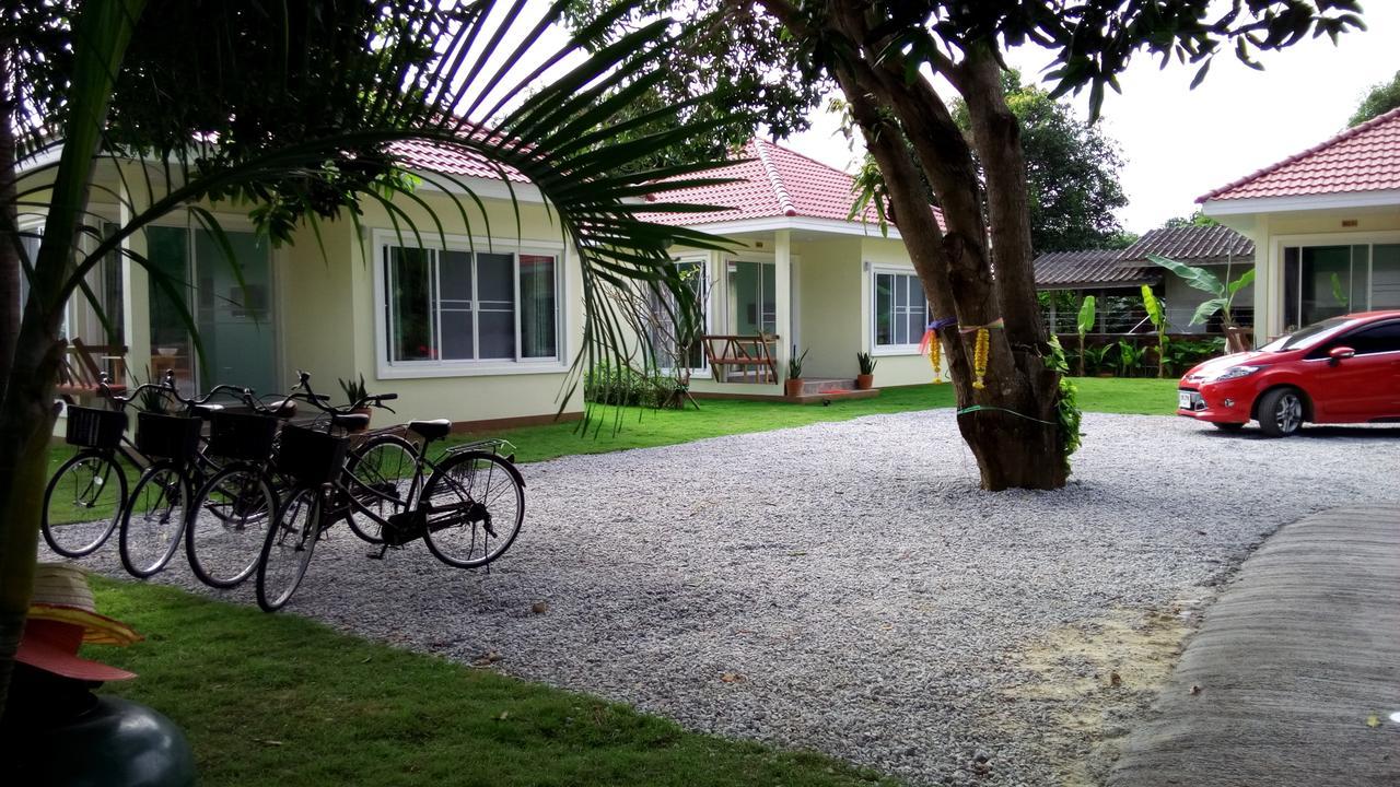 Pat'S Hideaway Bungalows Rayong Exterior foto
