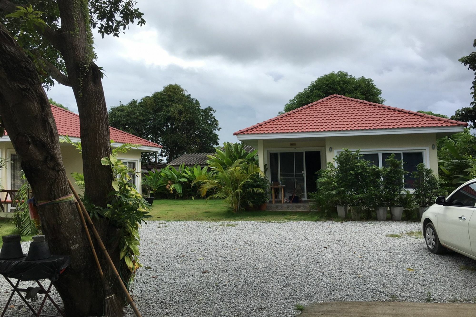 Pat'S Hideaway Bungalows Rayong Exterior foto
