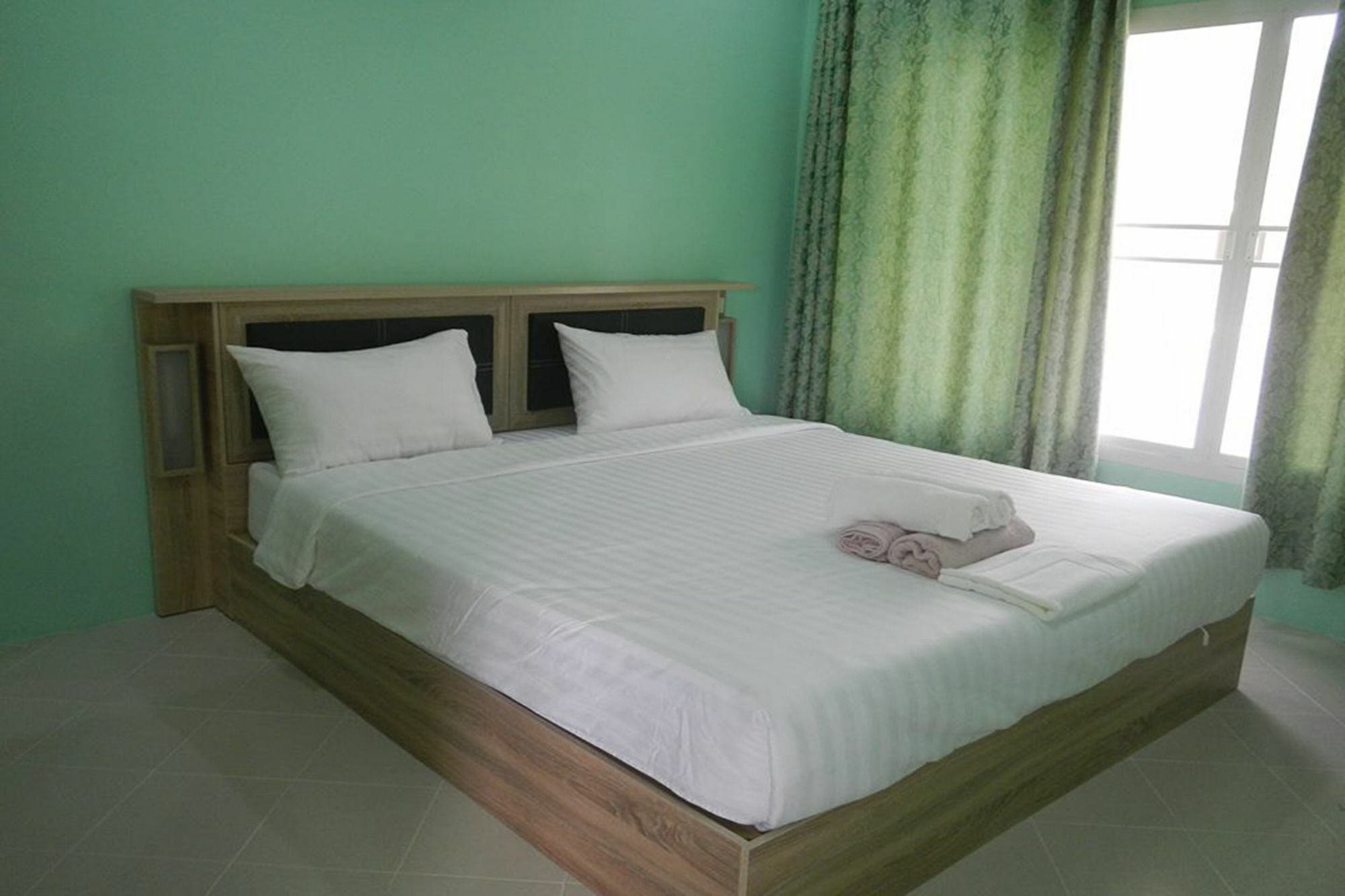 Pat'S Hideaway Bungalows Rayong Exterior foto